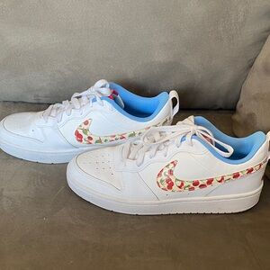 Nike White and Blue Women's Sneakers